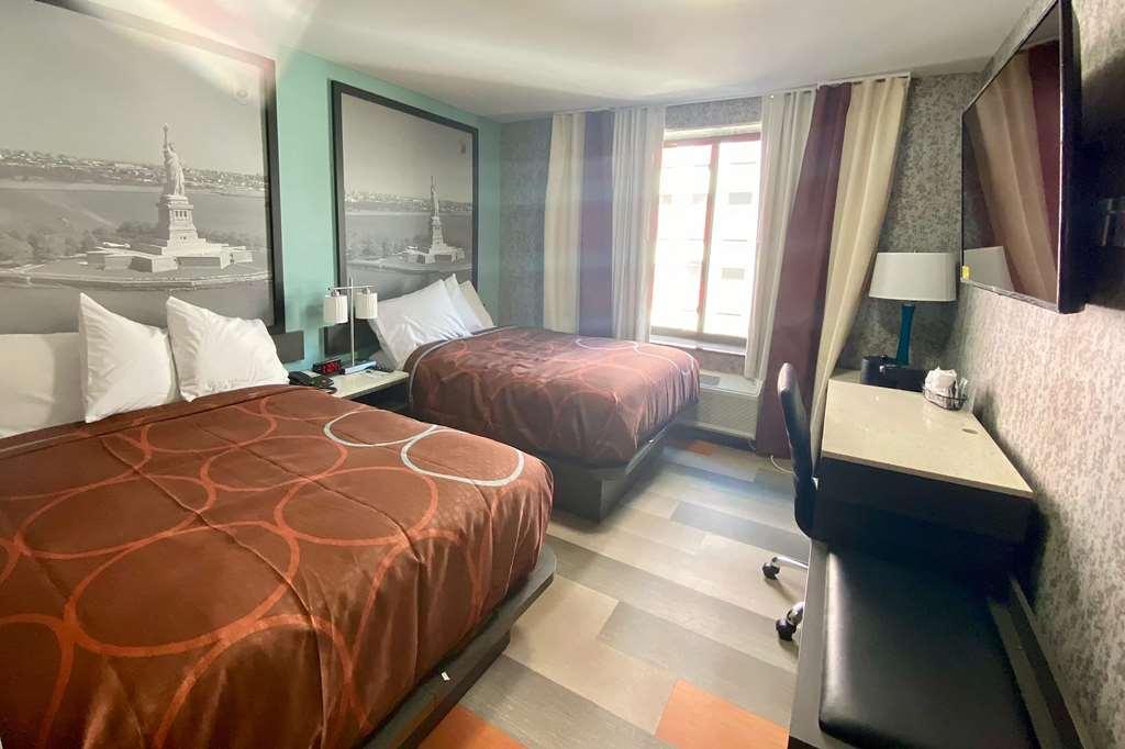 Super 8 By Wyndham Brooklyn Williamsburg Hotel New York Ruang foto